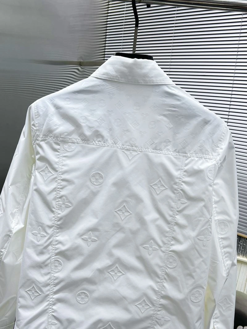 Premium Louis Vuitton Outwear 134978