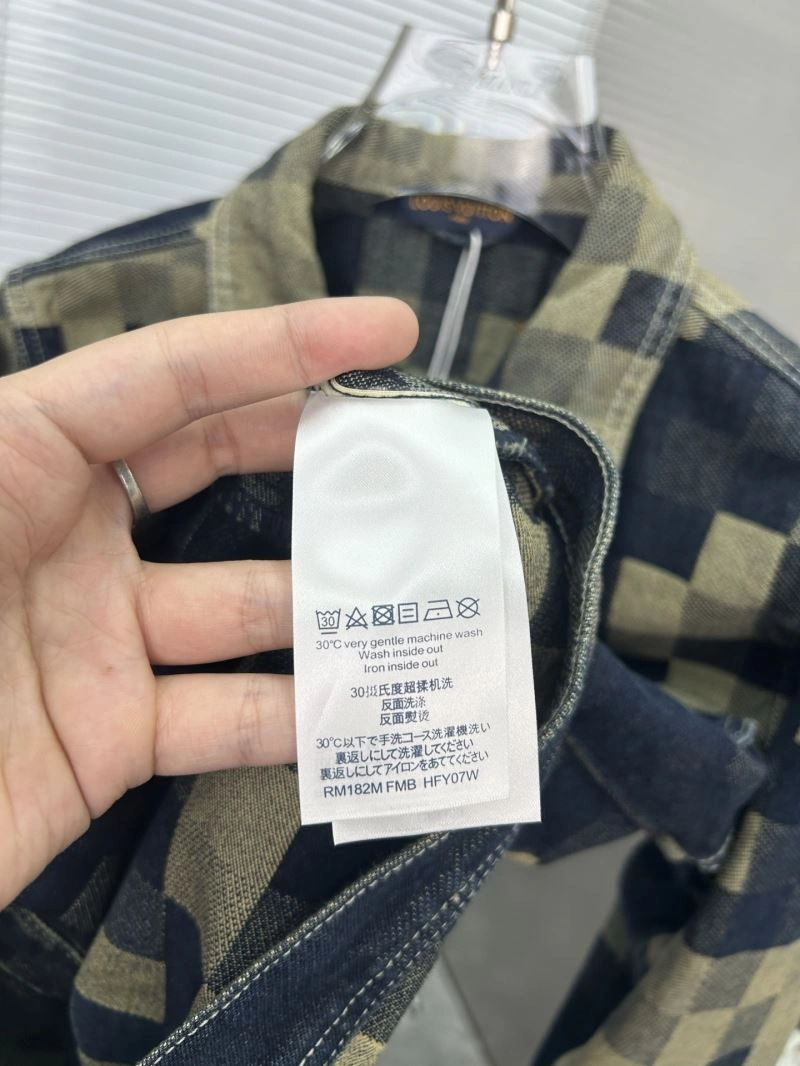 Louis Vuitton Outwear AllSeason 134954