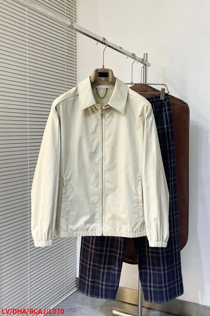 FashionForward Louis Vuitton Outwear 134947