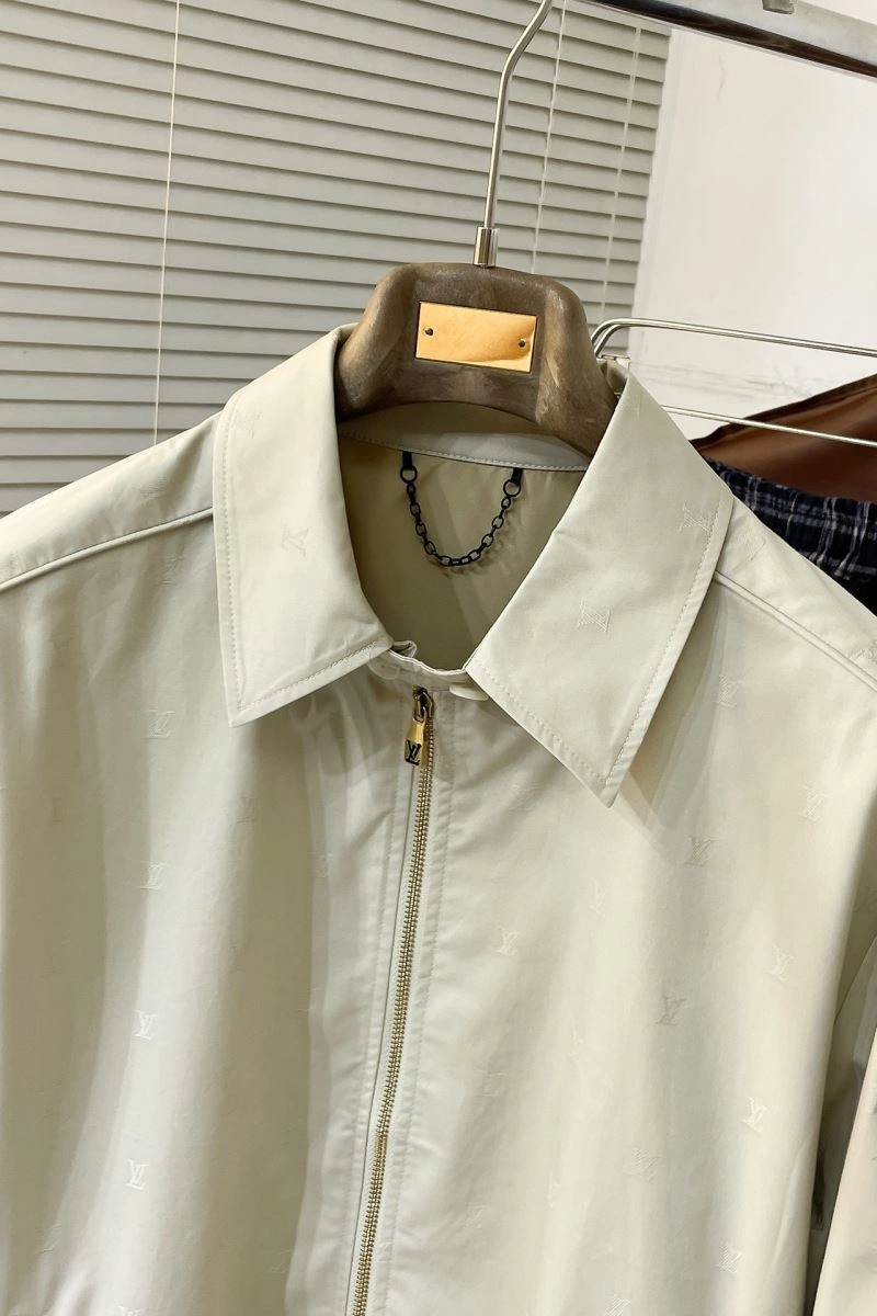 FashionForward Louis Vuitton Outwear 134947