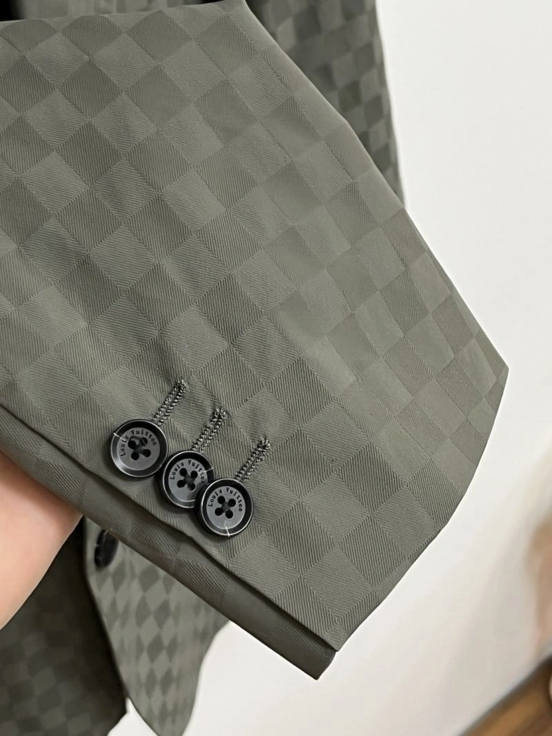 Louis Vuitton Outwear Colorful 134924
