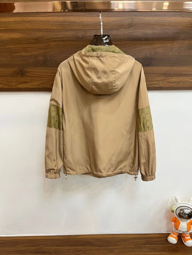 MoistureWicking Louis Vuitton Outwear 134938