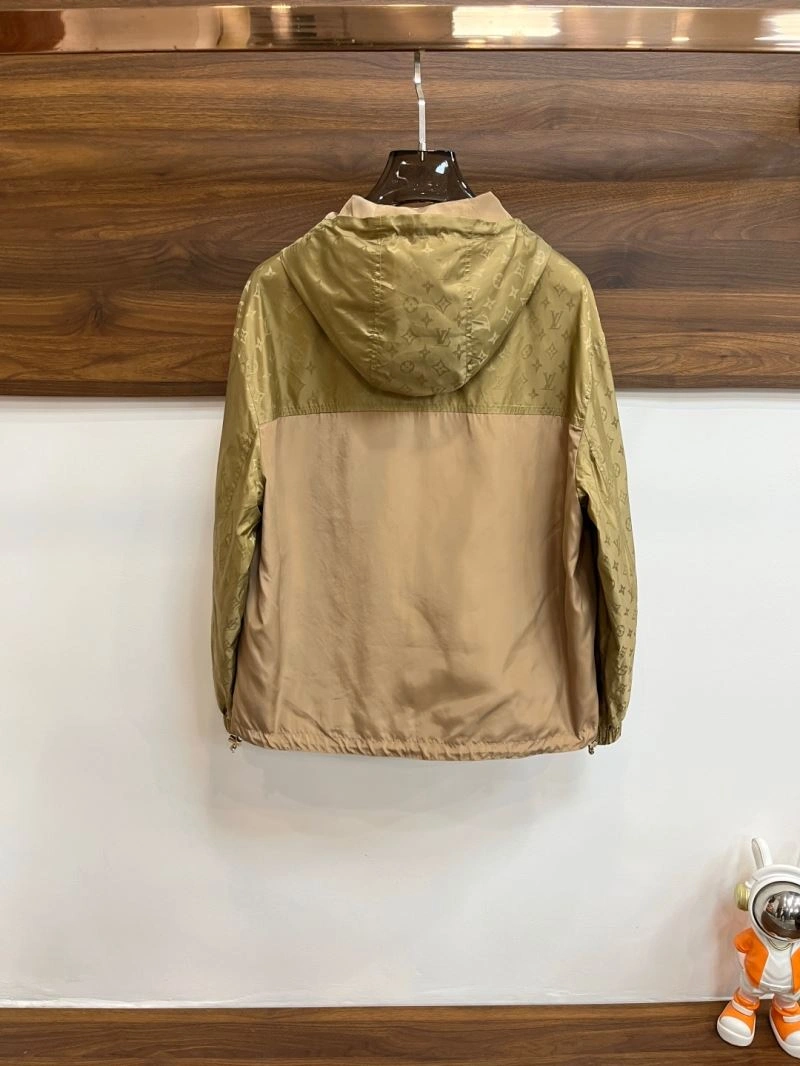 MoistureWicking Louis Vuitton Outwear 134938
