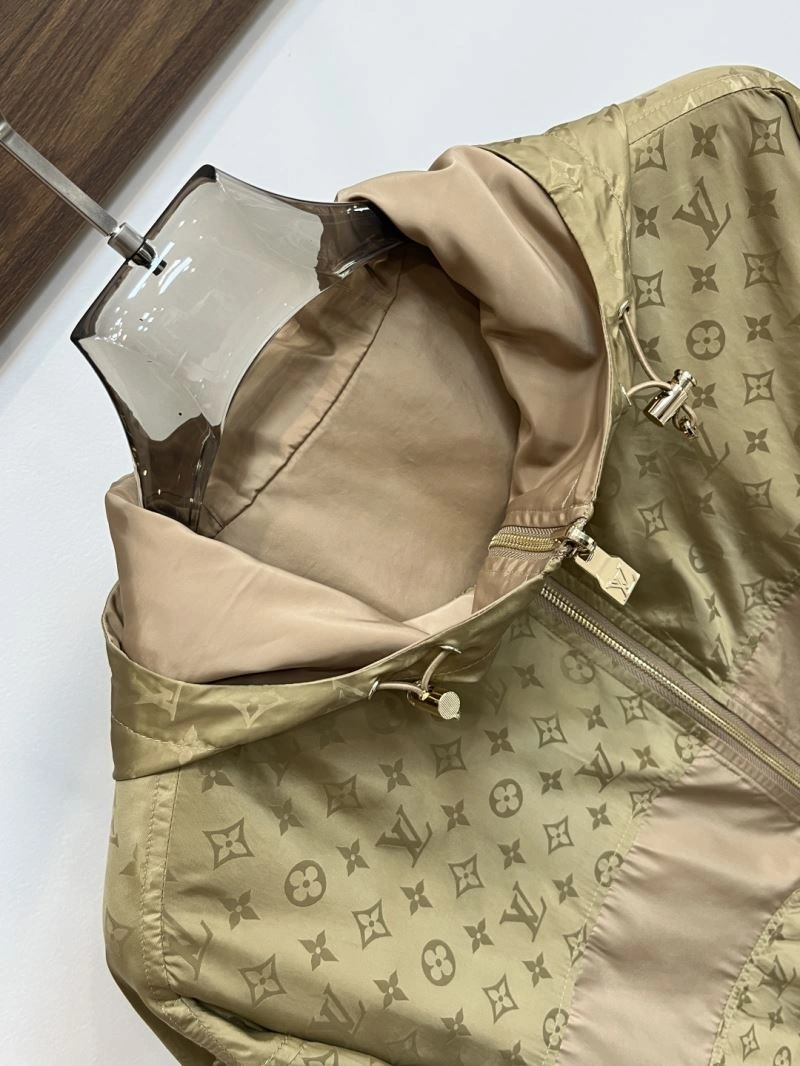 MoistureWicking Louis Vuitton Outwear 134938