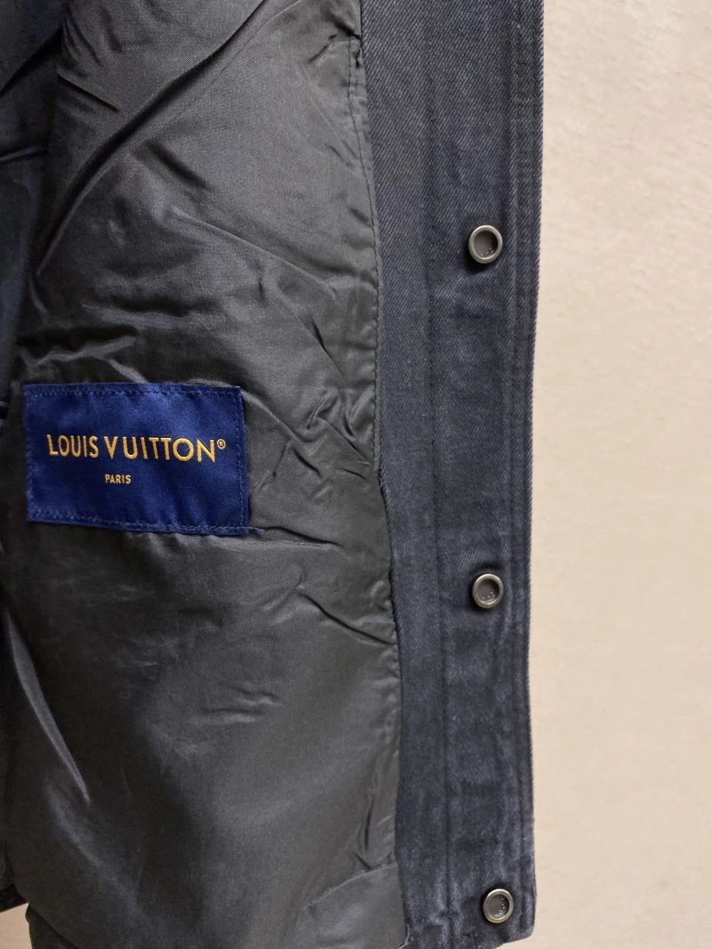 StreetReady Louis Vuitton Outwear 134927