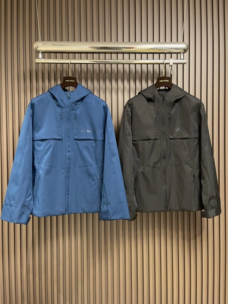 Comfortable Louis Vuitton Outwear 134935
