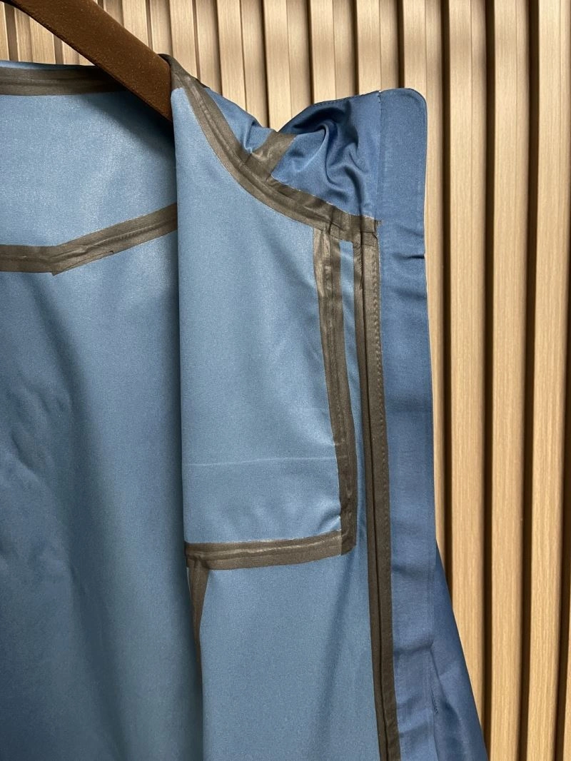 Comfortable Louis Vuitton Outwear 134935