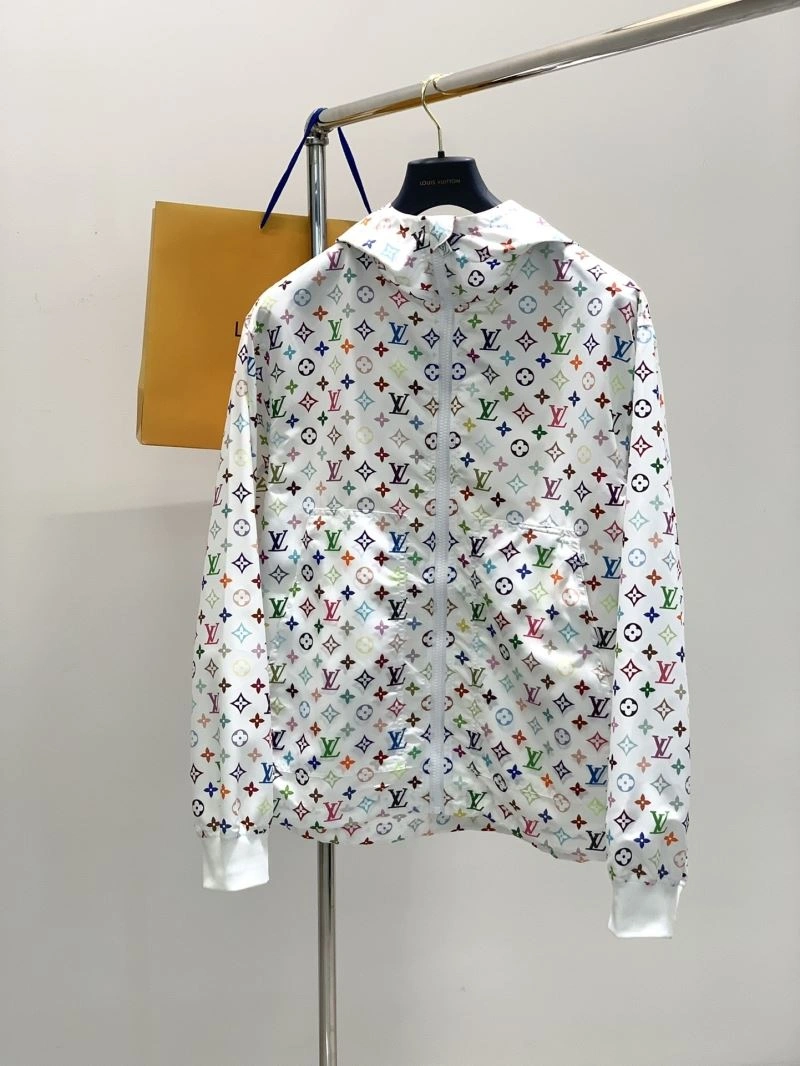 Unisex Louis Vuitton Outwear 134933
