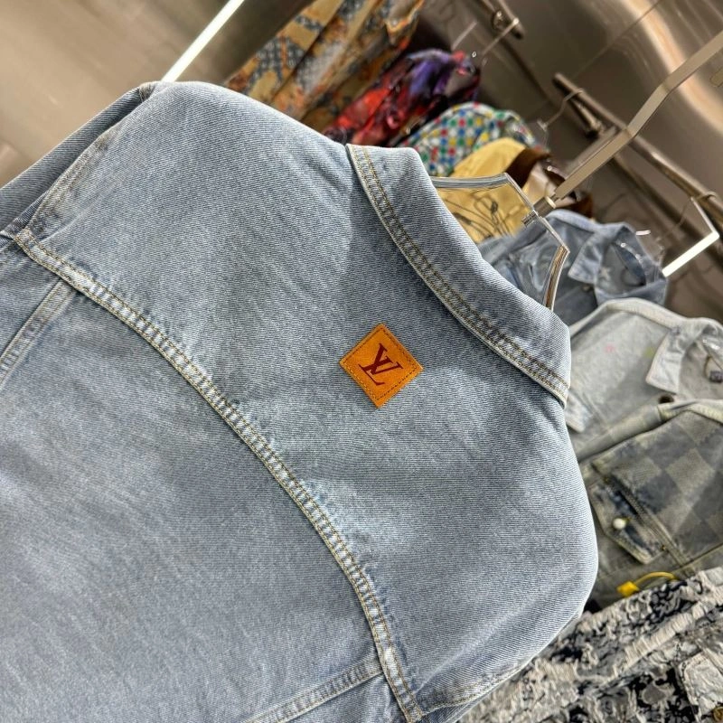 Louis Vuitton Outwear SportInspired 134912