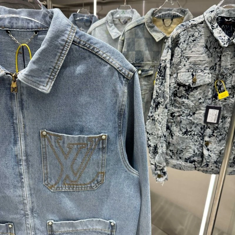 Louis Vuitton Outwear SportInspired 134912