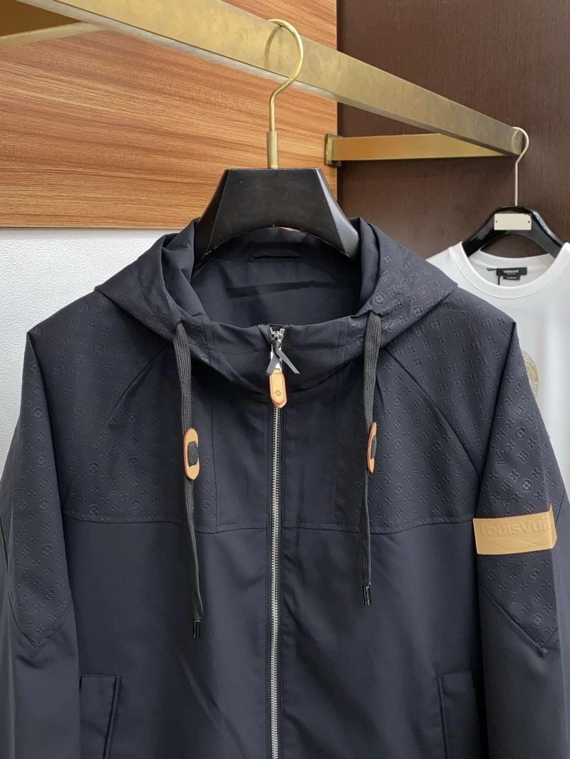 Louis Vuitton Outwear Unisex 134910