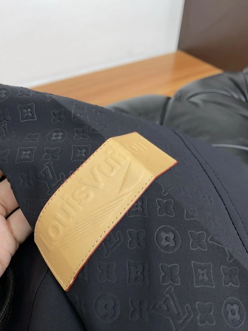 Louis Vuitton Outwear Unisex 134910