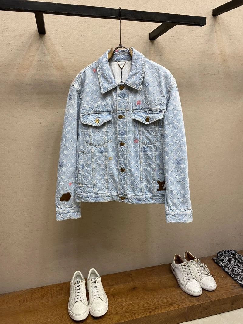 Louis Vuitton Outwear Cozy 134903