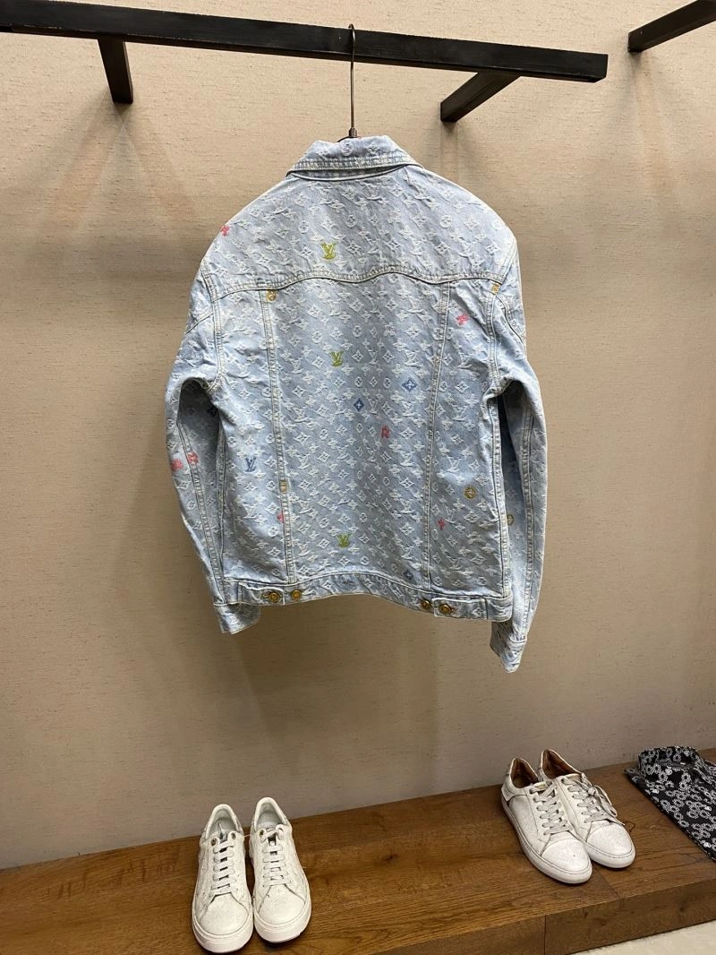 Louis Vuitton Outwear Cozy 134903