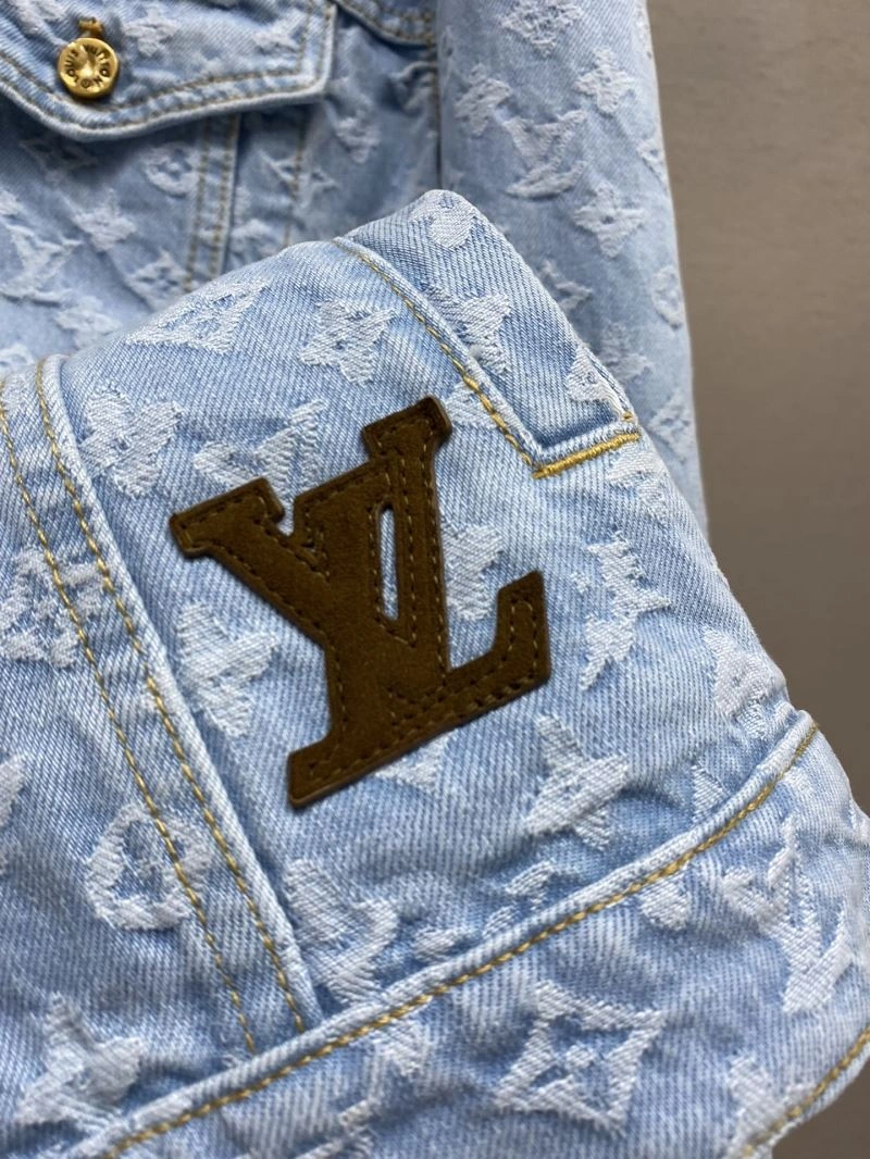 Louis Vuitton Outwear Cozy 134903