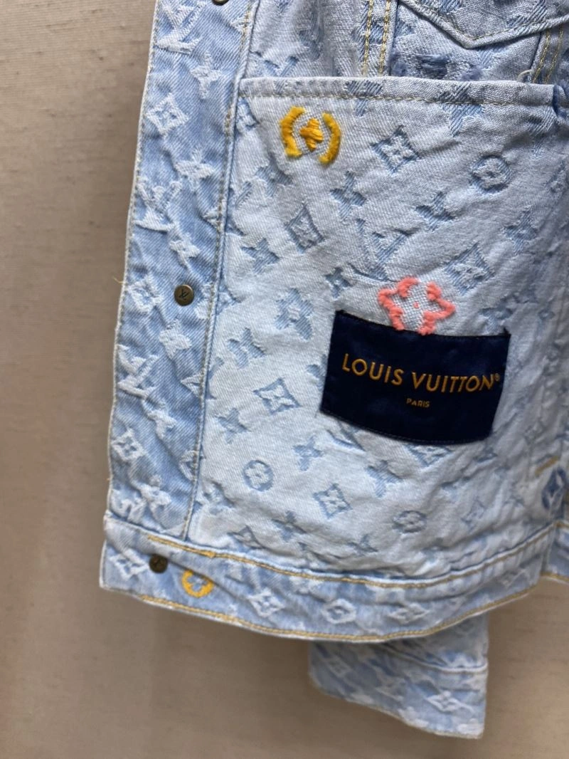 Louis Vuitton Outwear Cozy 134903