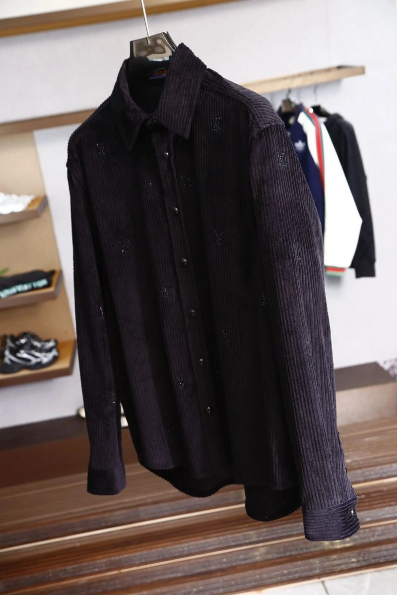 Original Louis Vuitton Outwear 134878