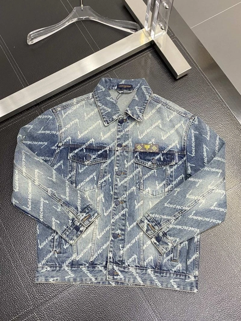 Louis Vuitton Outwear GoAnywhere 134895