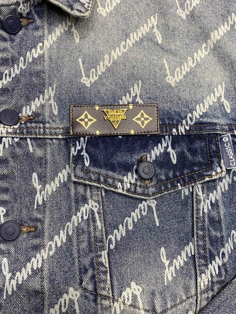 Louis Vuitton Outwear GoAnywhere 134895