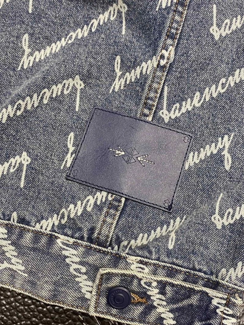 Louis Vuitton Outwear GoAnywhere 134895