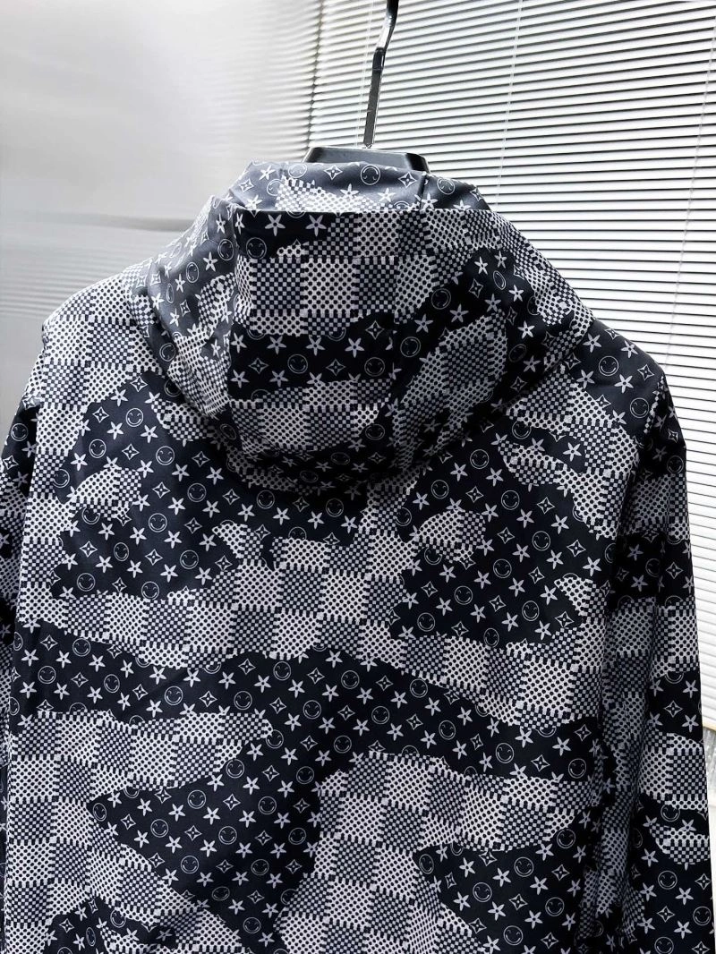 Louis Vuitton Outwear SportInspired 134881