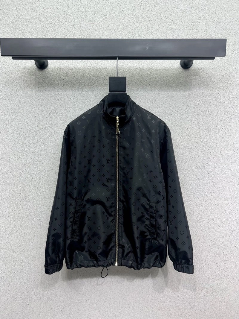 Louis Vuitton Outwear Minimalist 131390