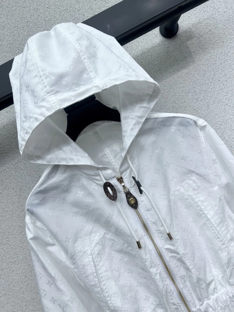 Comfortable Louis Vuitton Outwear 131388