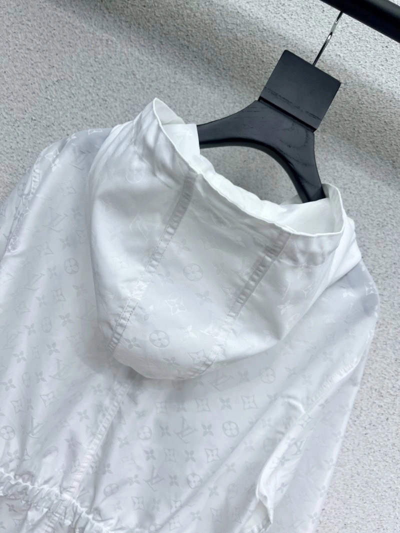 Comfortable Louis Vuitton Outwear 131388