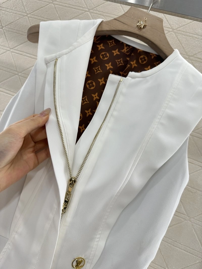 Louis Vuitton Outwear Bold 131393