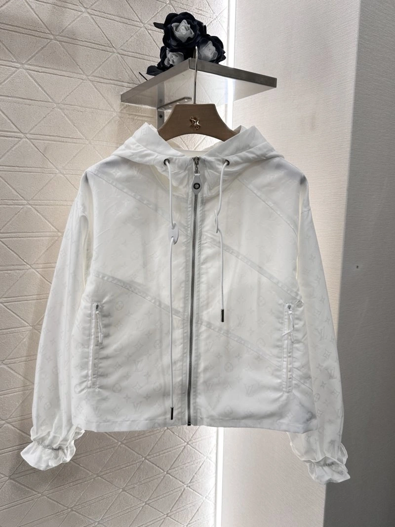 ZipUp Louis Vuitton Outwear 131253