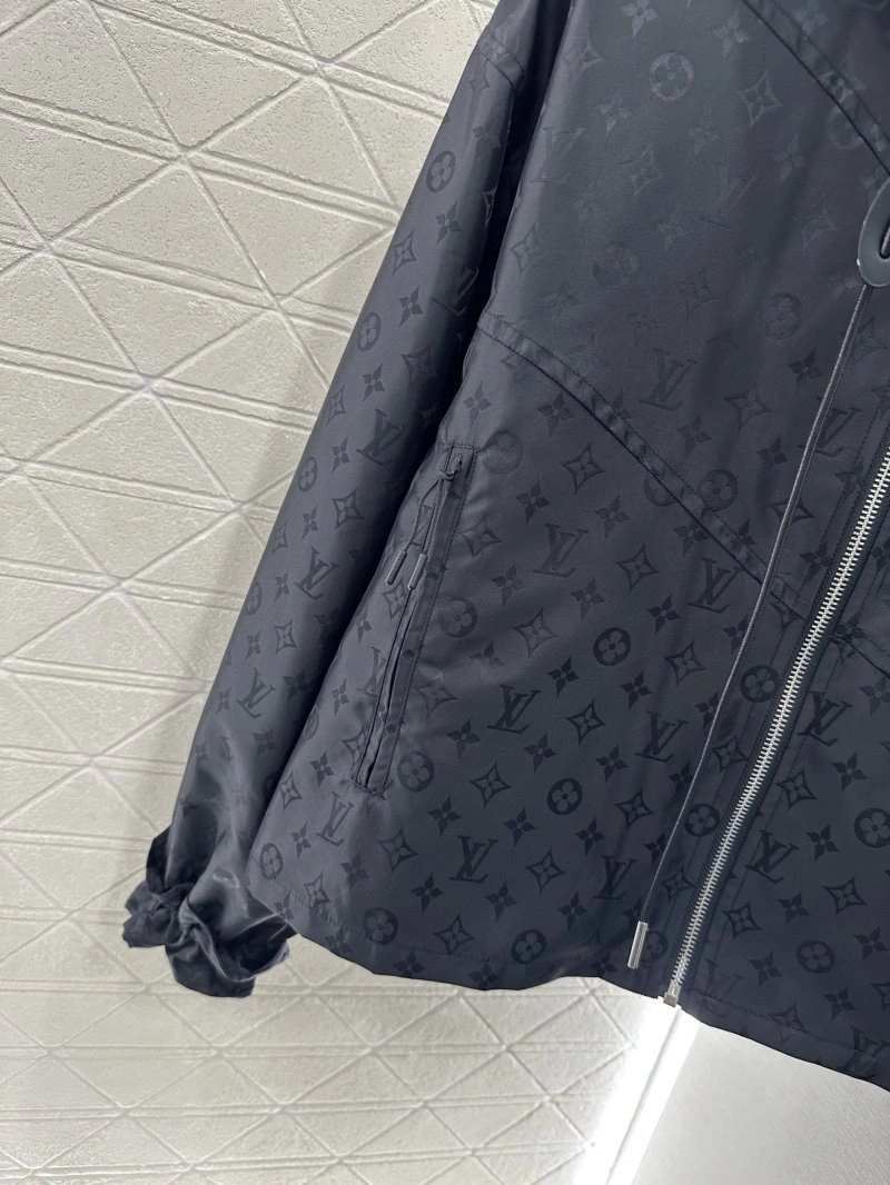 Louis Vuitton Outwear Unisex 131258