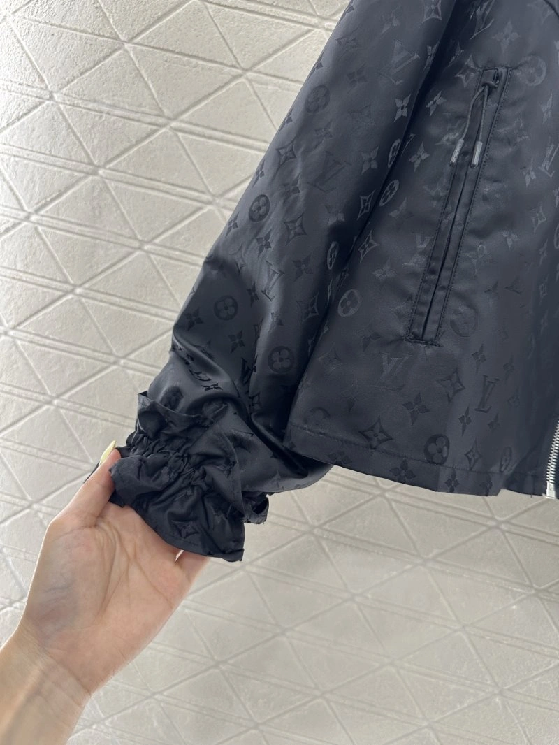 Louis Vuitton Outwear Unisex 131258