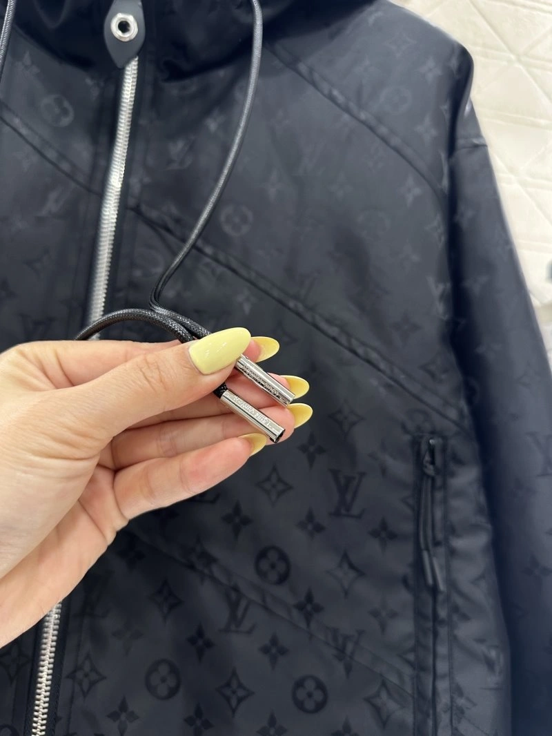Louis Vuitton Outwear Unisex 131258