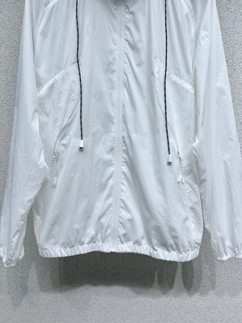 Louis Vuitton Outwear EasyCare 131249