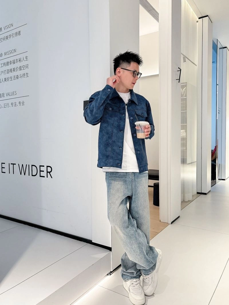 Louis Vuitton Outwear Timeless 133953