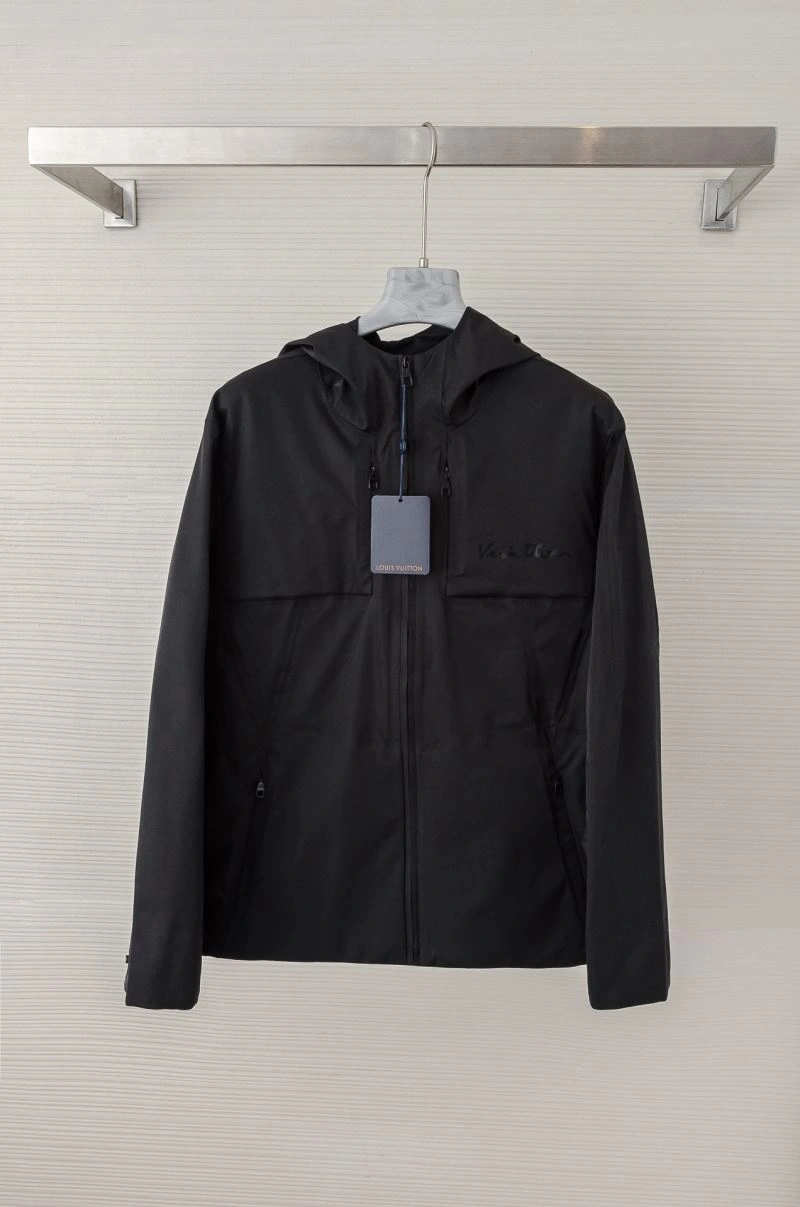 Attractive Louis Vuitton Outwear 133938
