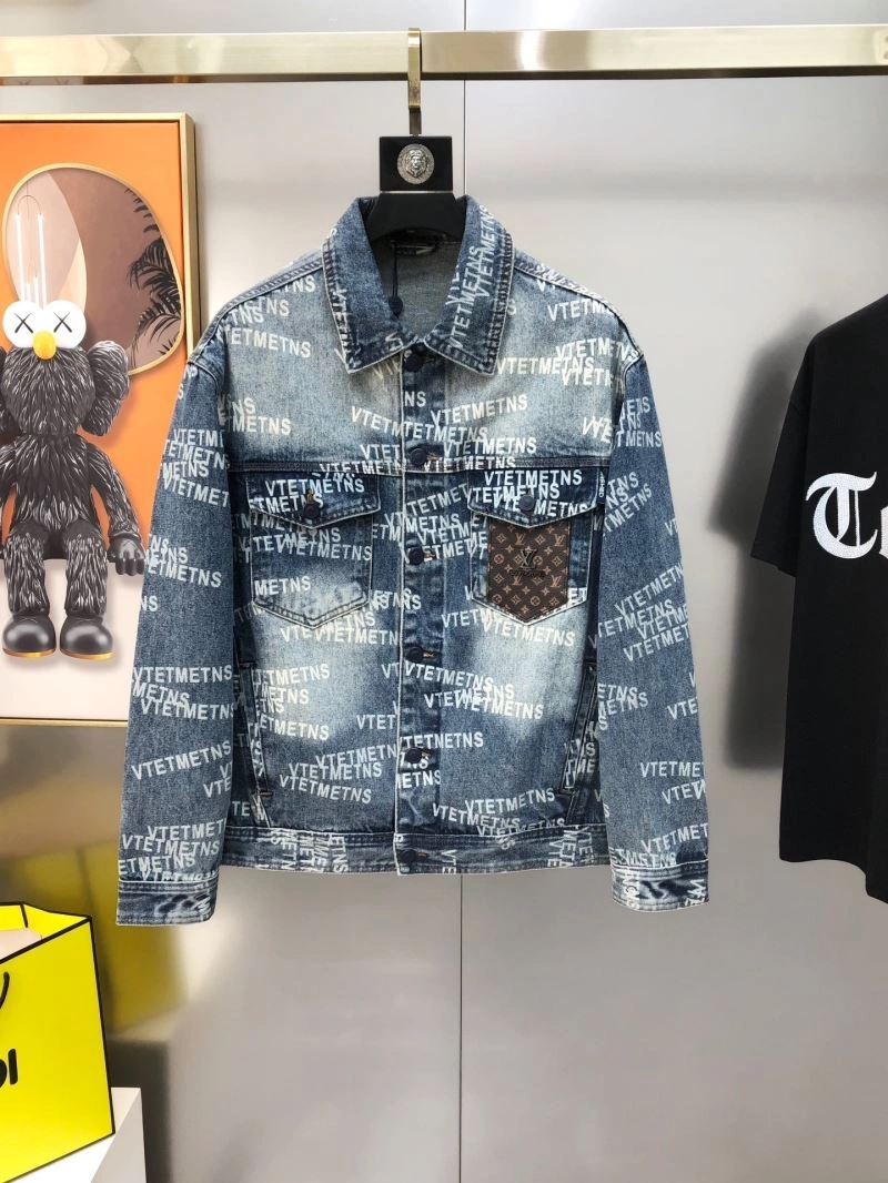 Louis Vuitton Outwear Sporty 133954