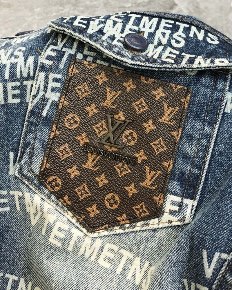 Louis Vuitton Outwear Sporty 133954