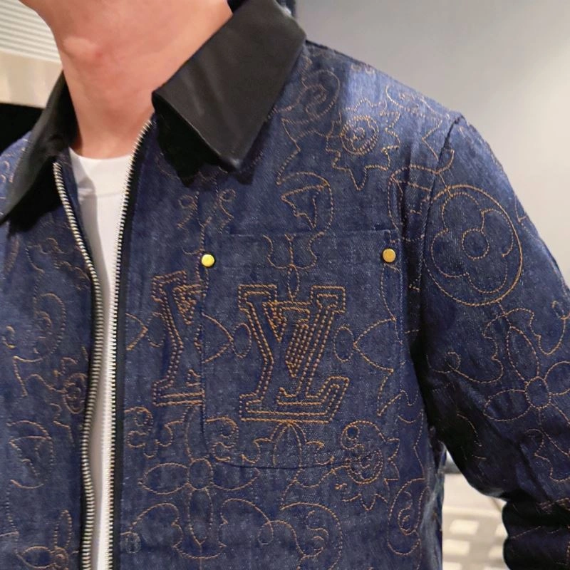 Breathable Louis Vuitton Outwear 133936