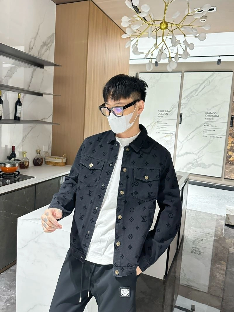 Attractive Louis Vuitton Outwear 133928