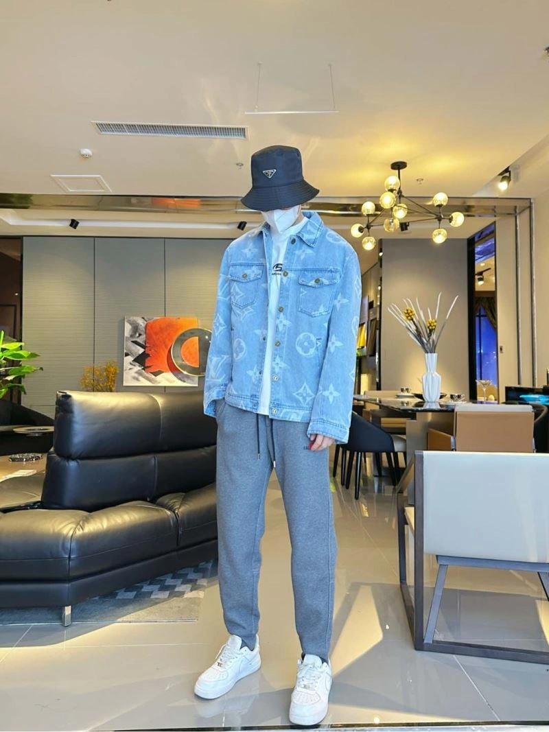 Reliable Louis Vuitton Outwear 133934