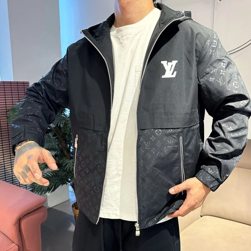 Louis Vuitton Outwear Lightweight 133926