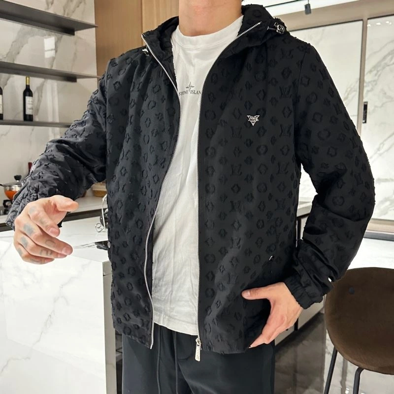 Colorful Louis Vuitton Outwear 133940