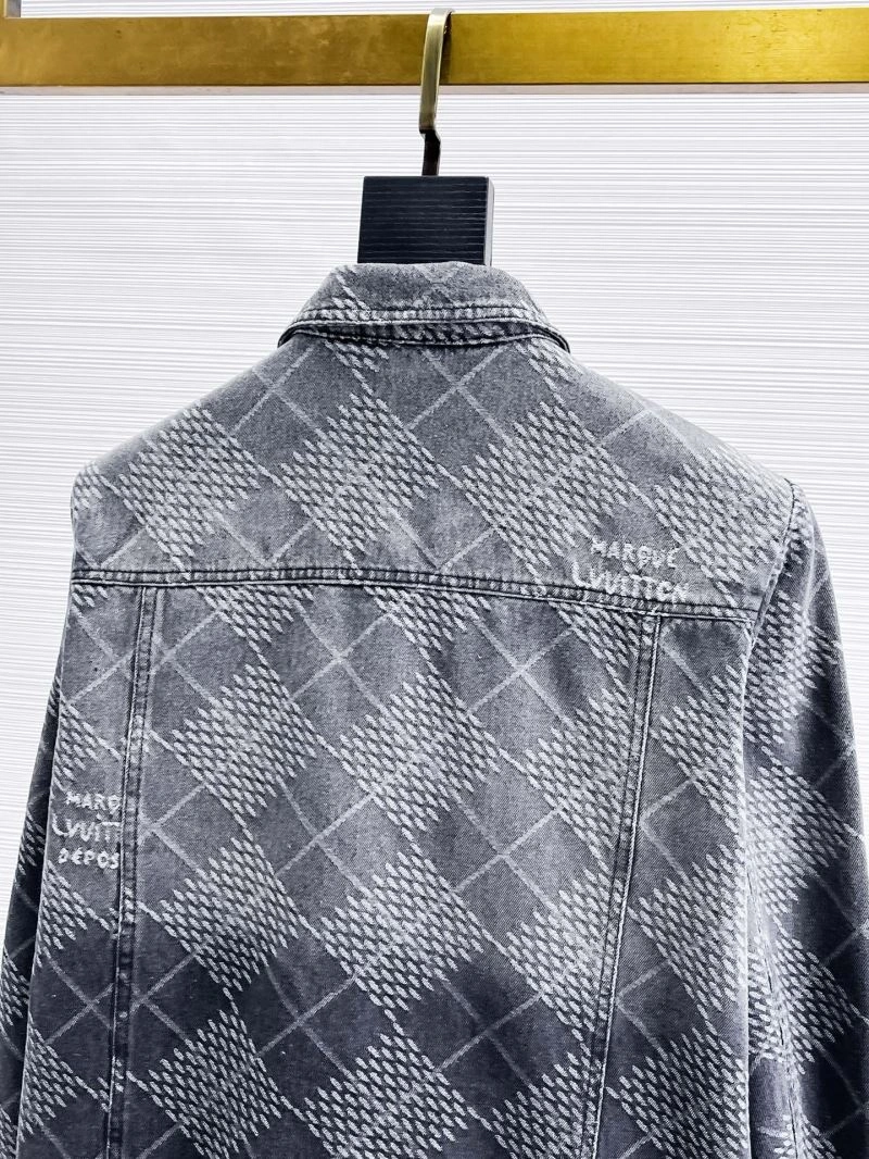 Louis Vuitton Outwear Sporty 133919