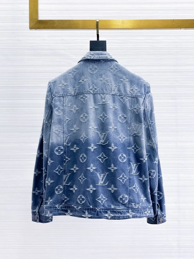 Lightweight Louis Vuitton Outwear 133917