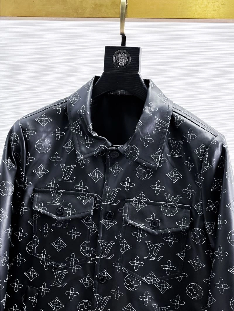 TimelessDesign Louis Vuitton Outwear 133922