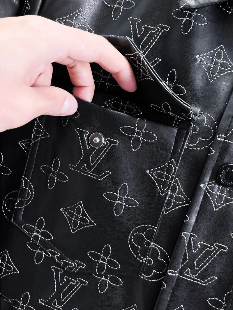 TimelessDesign Louis Vuitton Outwear 133922