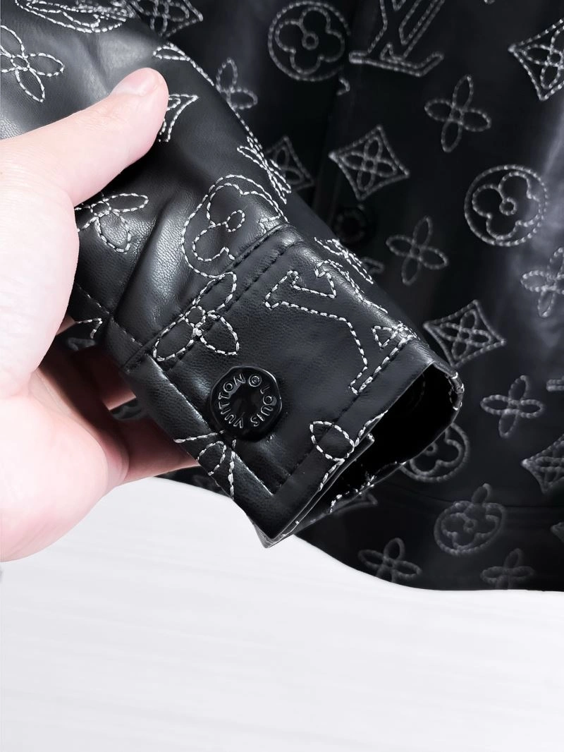 TimelessDesign Louis Vuitton Outwear 133922