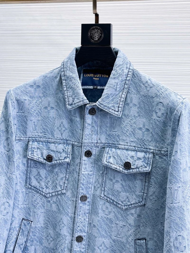 Soft Louis Vuitton Outwear 133908