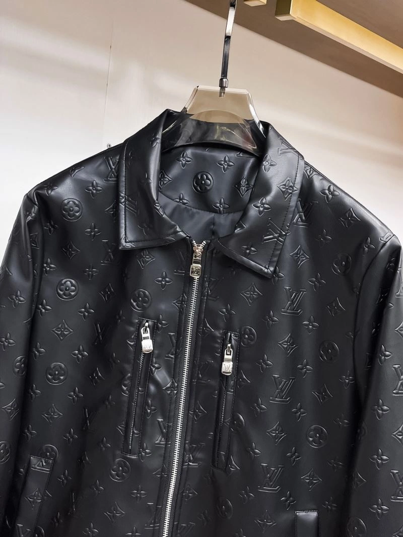 Resilient Louis Vuitton Outwear 133902